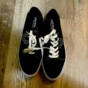 Brand new True Religion canvas sneakers size great for spring and summer season